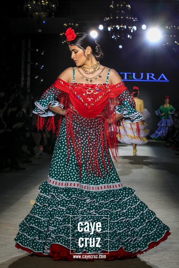 Traje de Flamenca Corto - La Carrucha Moda Flamenca