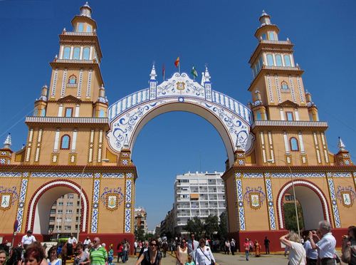 La Feria de Sevilla en 2014 será integramente en Mayo