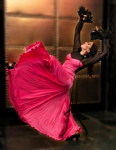Diseño y baile flamenco con Rosalía Zahíno