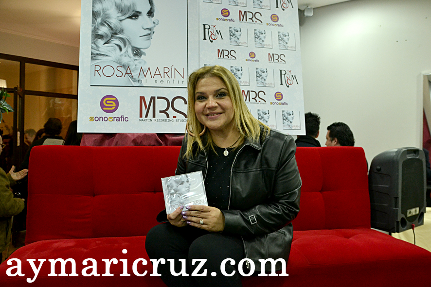 Rosa Marín presentó «Mi Sentir»