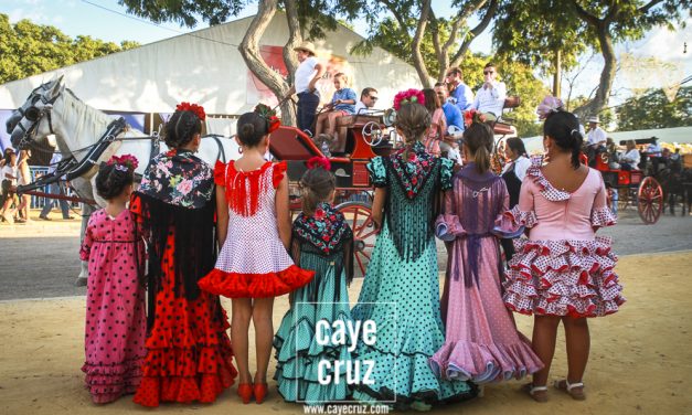Flamencas en la Feria de Lebrija 2019